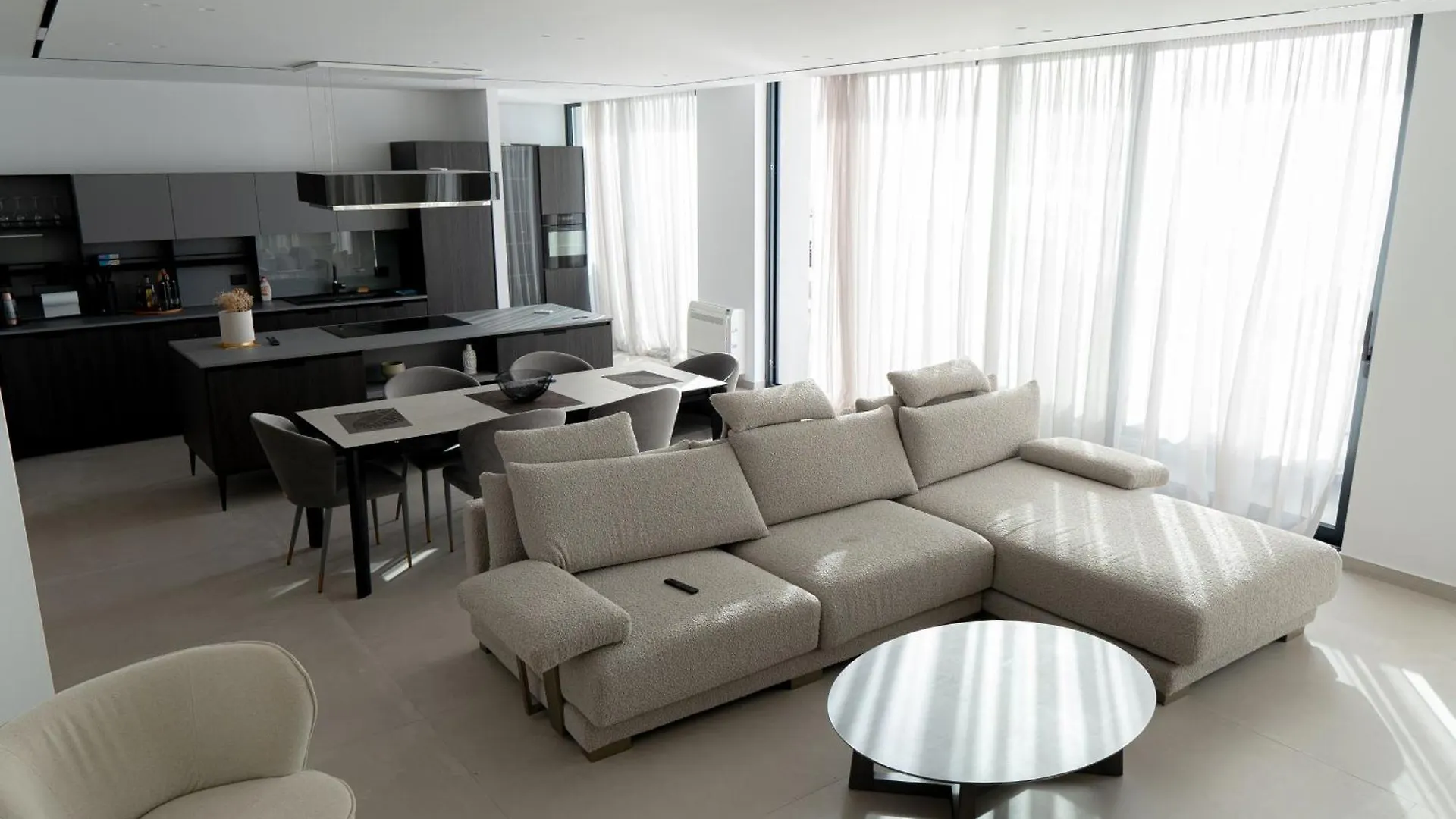 Crystal Beach Radhime Vlore 0*,  Albania