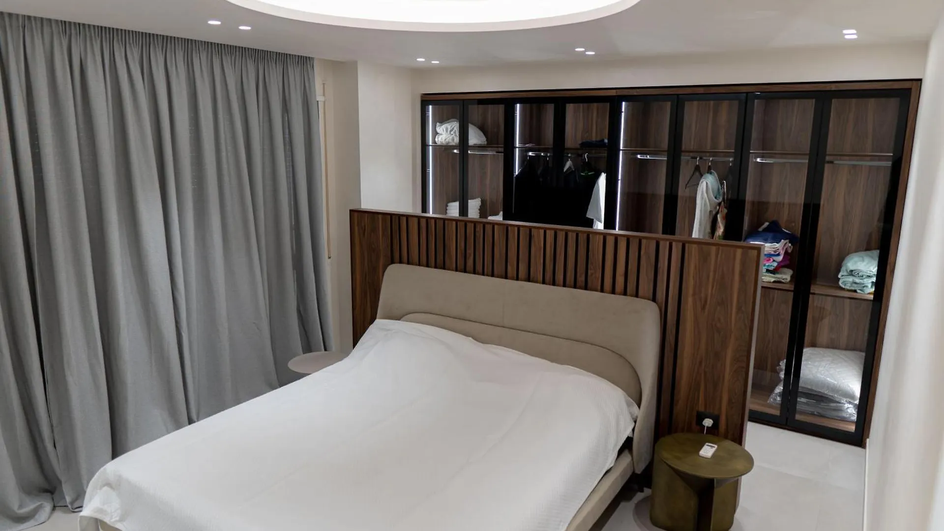 Crystal Beach Radhime Vlore Apartment