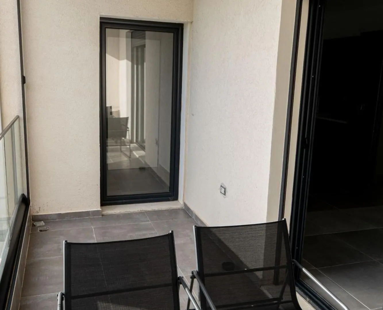 Crystal Beach Radhime Vlore Apartment