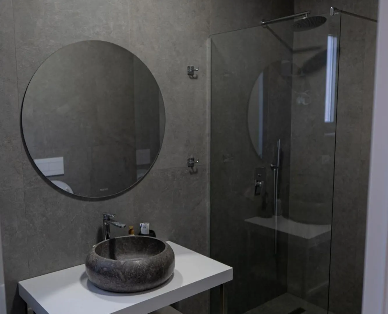 Apartment Crystal Beach Radhime Vlore Albania